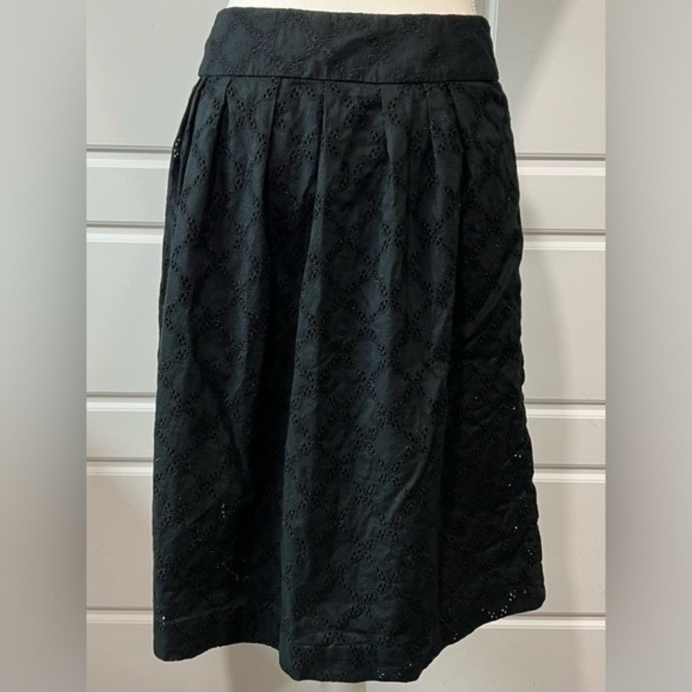 Loft Eyelet Skirt A-Line Pleated Black Career Casual Knee Length Size 4 - Picture 10 of 10